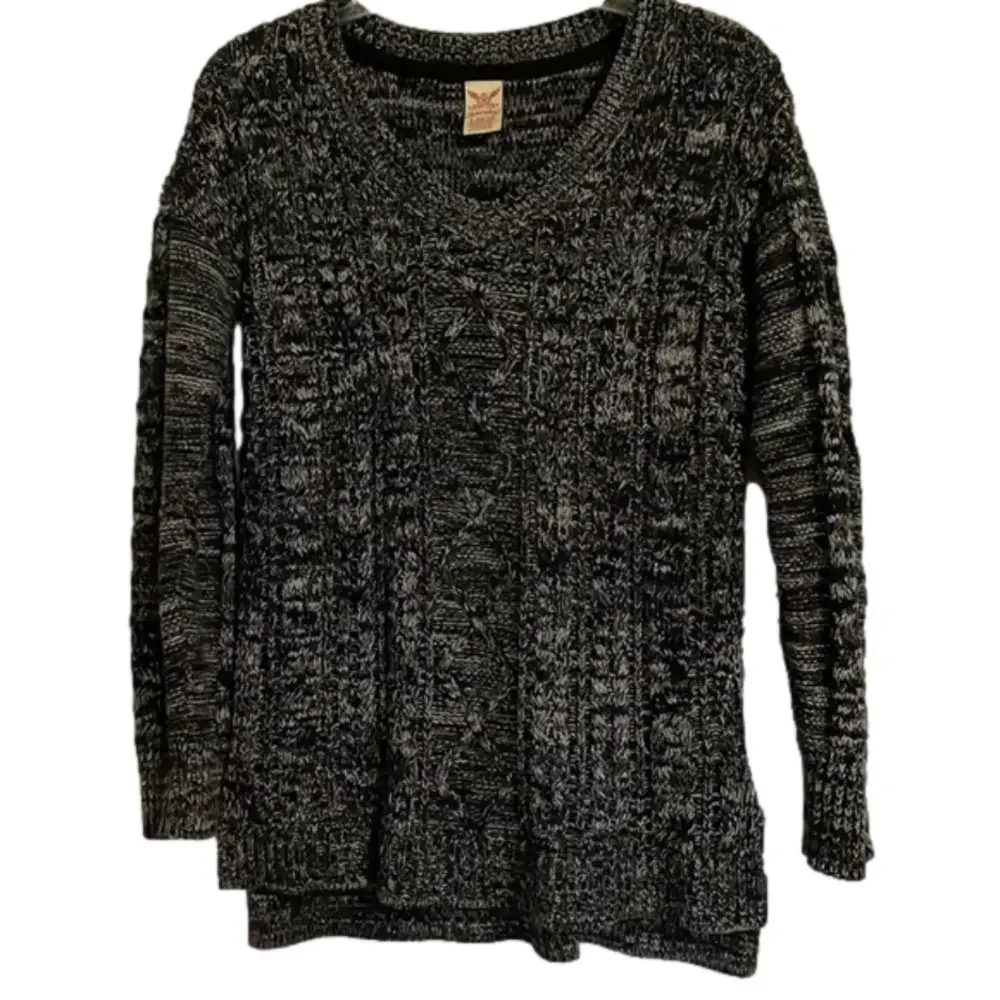 FADED GLORY V-Neck Pullover Sweater Juniors L Gray